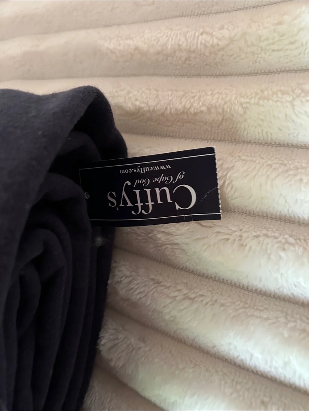 Cuffy’s of Cape Cod Black Cotton Roll-Up Beach Blanket